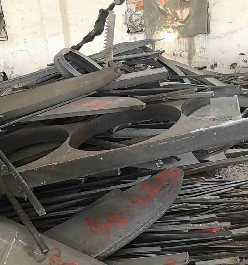 废铁回收